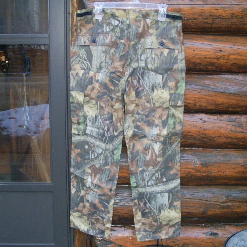 NWT RedHead Camo Cargo Hunting Pants Size L 38-40 Waist - Picture 2 of 2